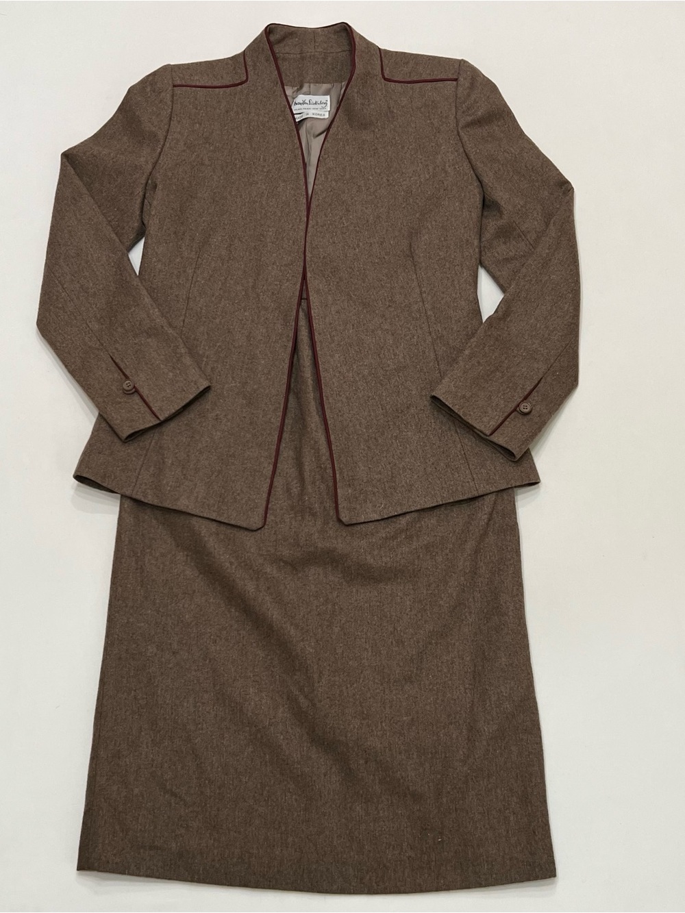 Vintage Diane Von Furstenberg Wool Jacket & Skirt Suit Set sz 8